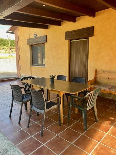 Affittacamere Casa Climent Aviá Esterno foto